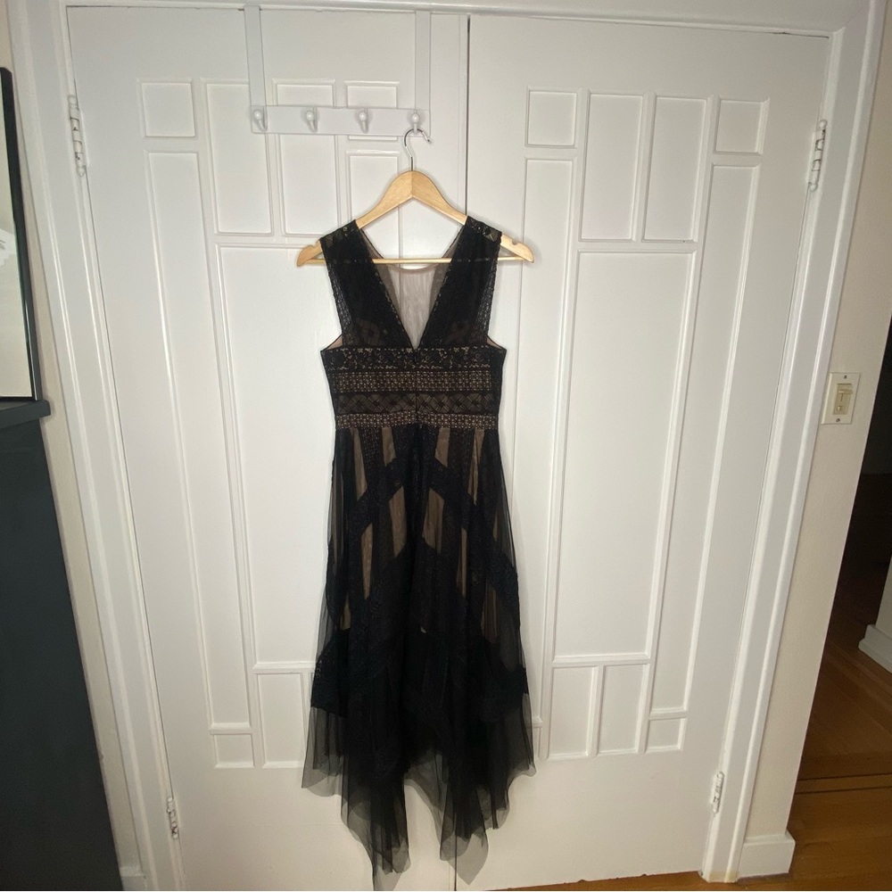 BCBG MAXAZRIA Andi Asymmetric Lace & Tulle Maxi Dress Black and nude sexy prom - Picture 8 of 13